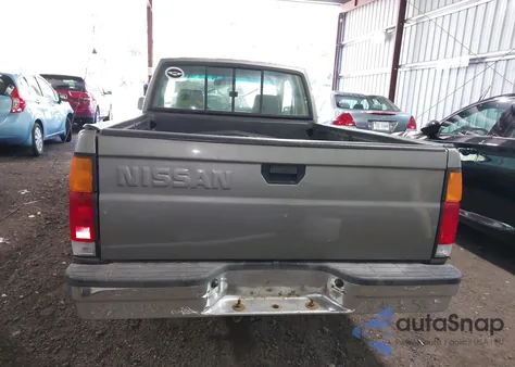 1989 Nissan D21 King Cab from USA, damaged, VIN 1N6ND16S8KC383760